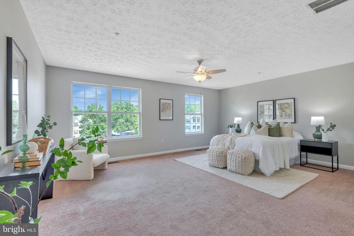 40 Amberstone Court photo 12