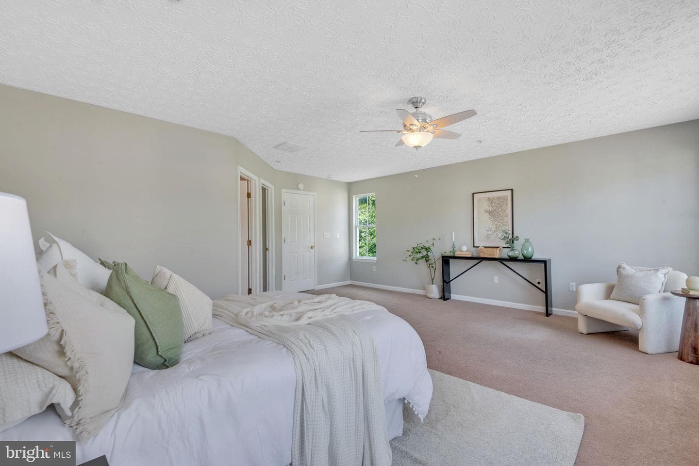 40 Amberstone Court photo 13
