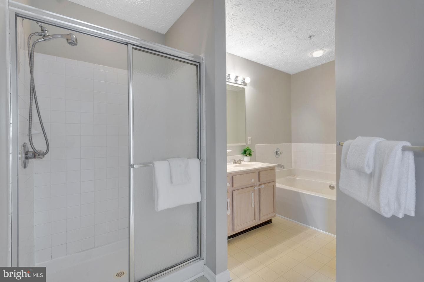 40 Amberstone Court photo 15