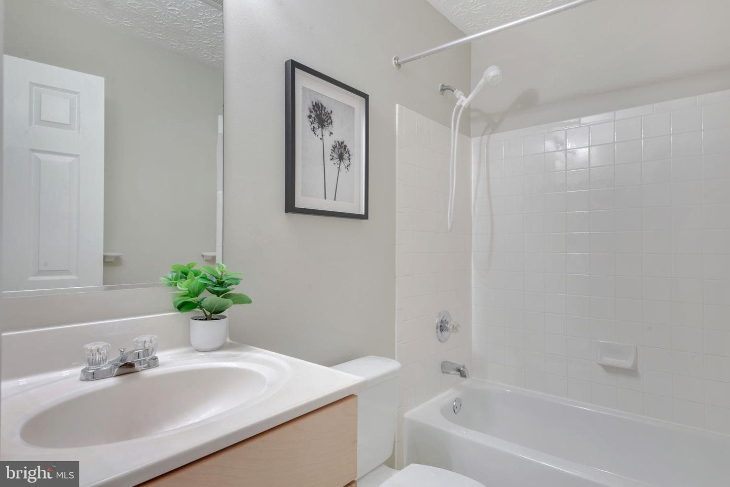 40 Amberstone Court photo 21