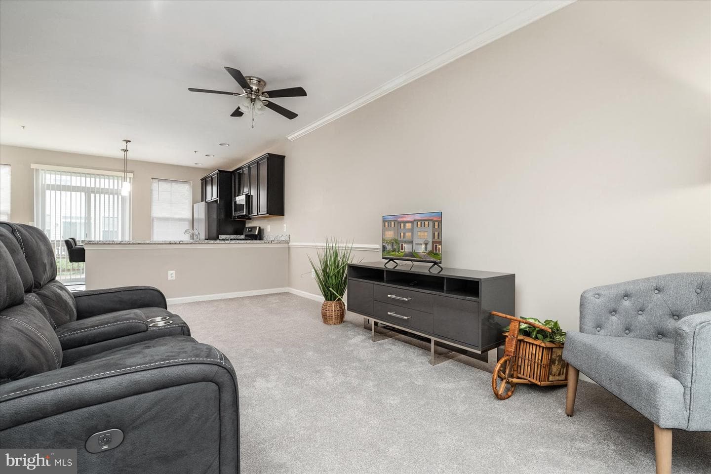 7511 Resch Loop photo 14