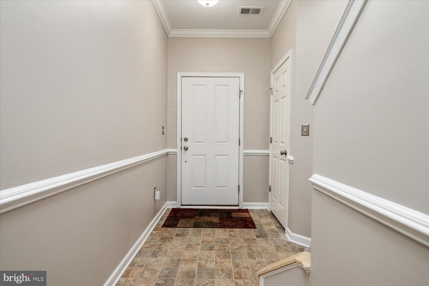 7511 Resch Loop photo 6