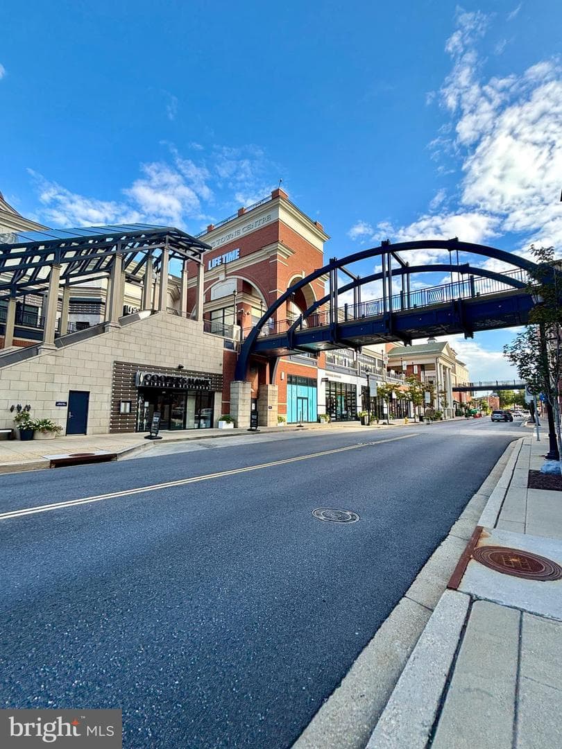 1915 Towne Centre Boulevard #301 photo 54