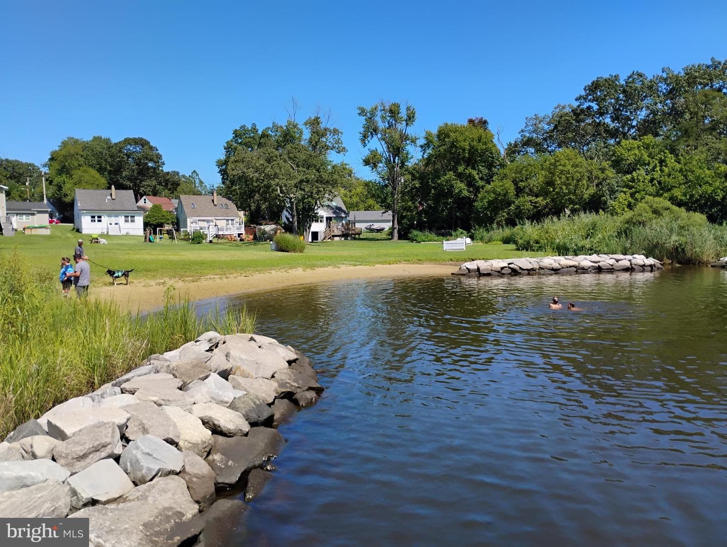 342 Beach Avenue photo 37