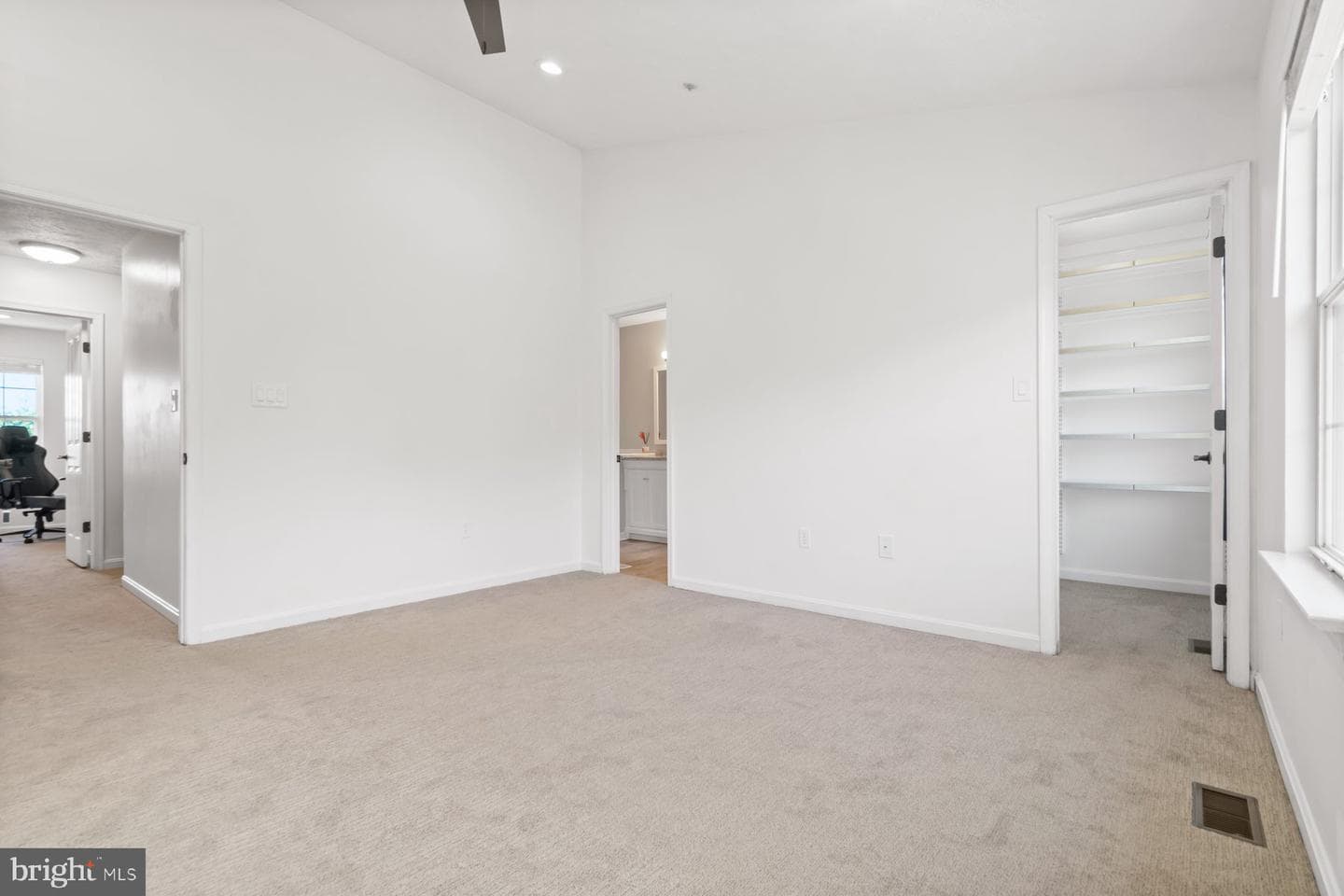 2508 Stow Court photo 22