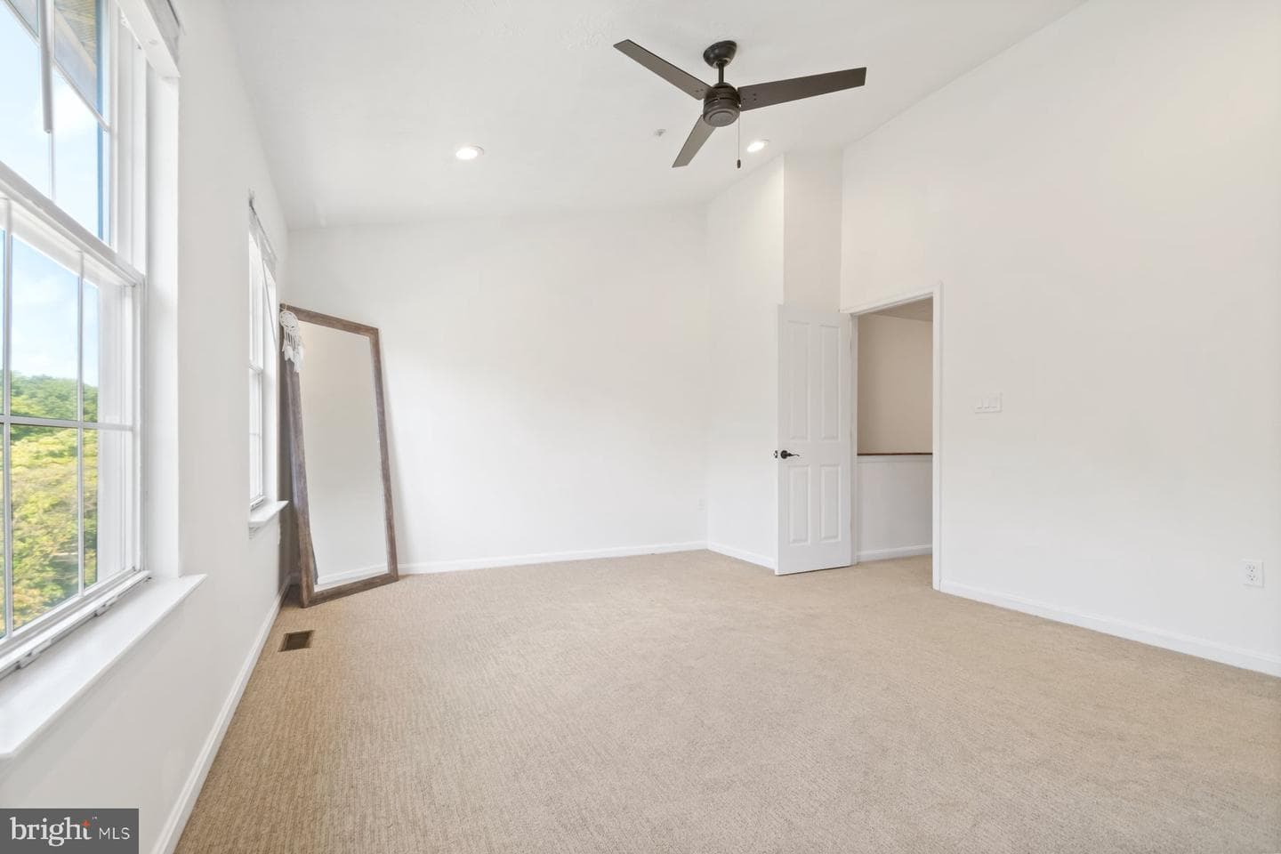 2508 Stow Court photo 23