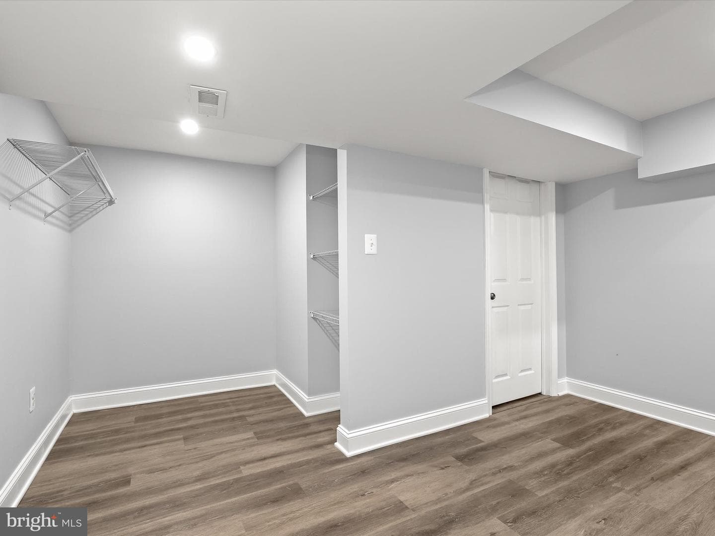 5525 Patrick Henry Drive photo 33