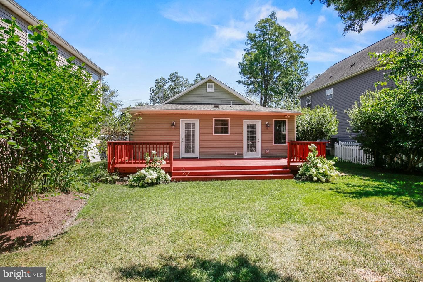 5560 Harford Street photo 17