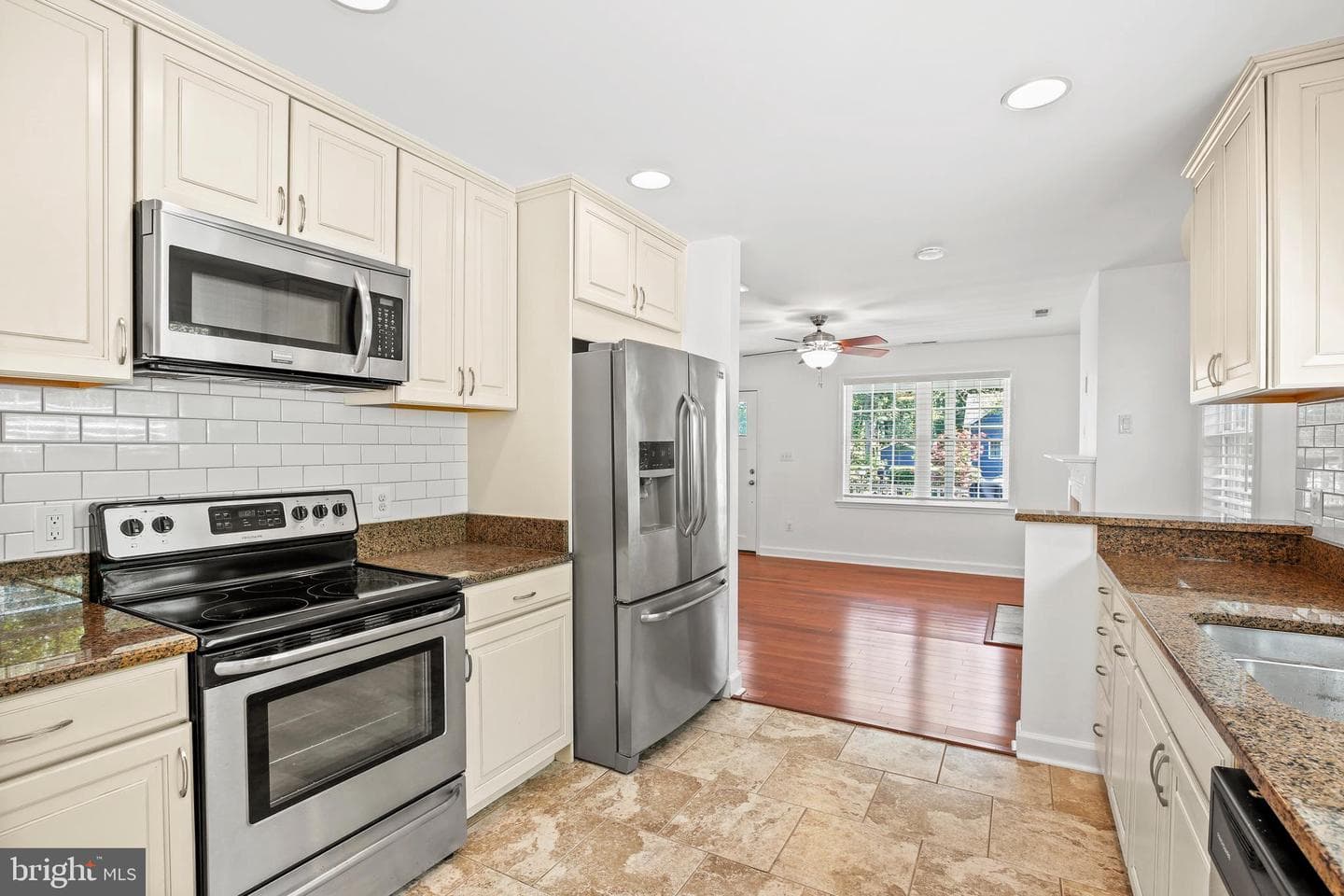 5560 Harford Street photo 5