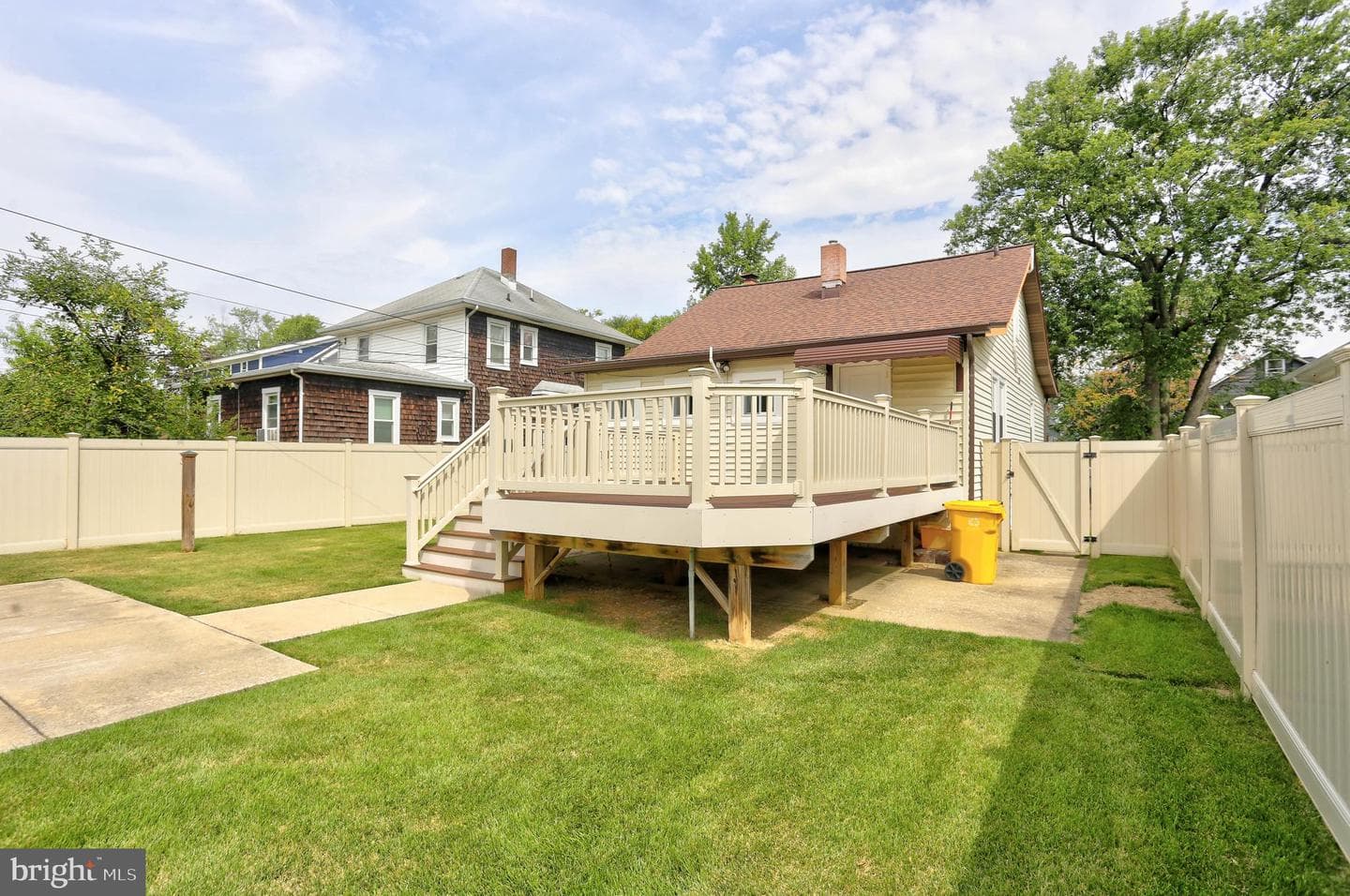 109 5th Avenue photo 29