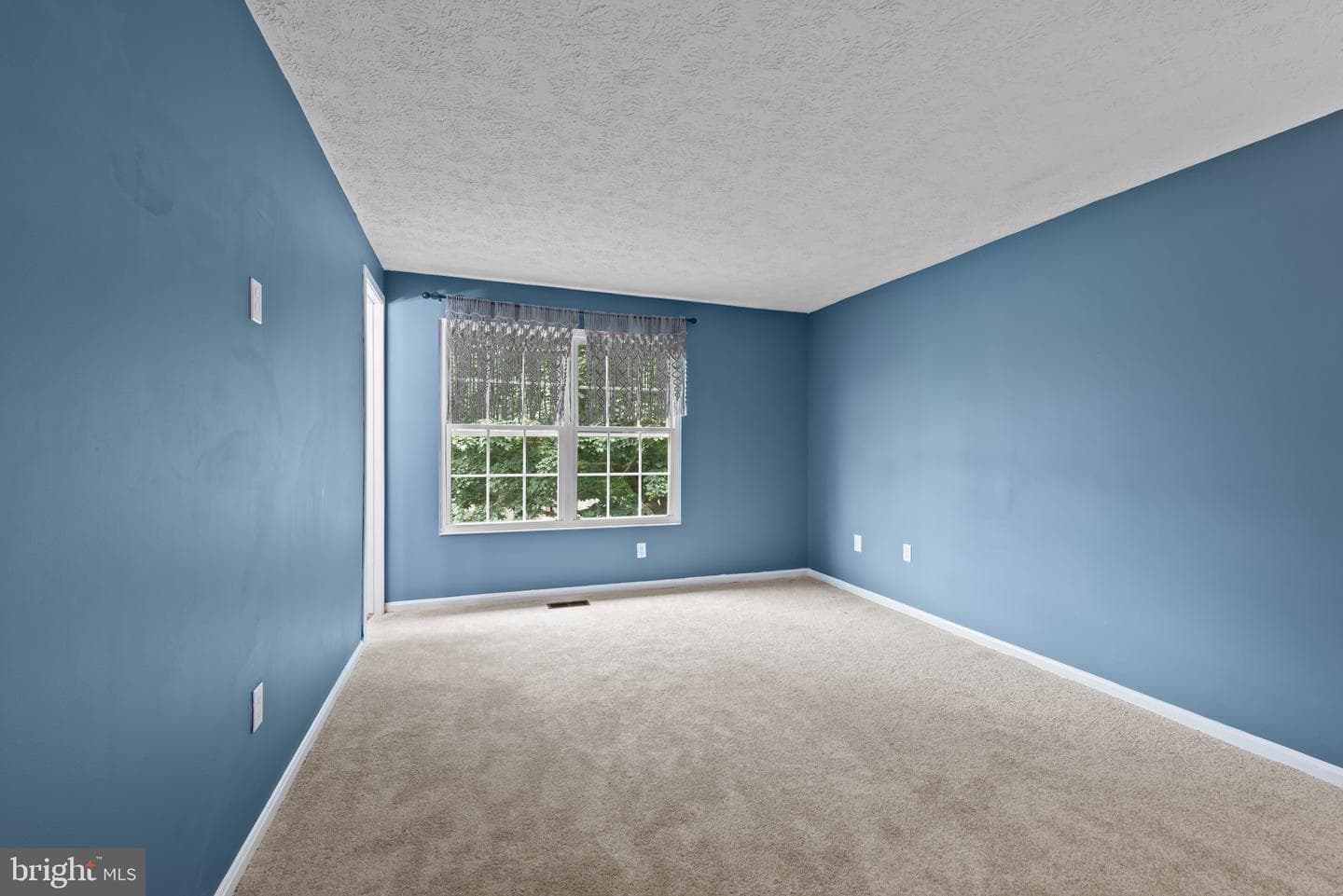 2960 Rose Crown Circle photo 15