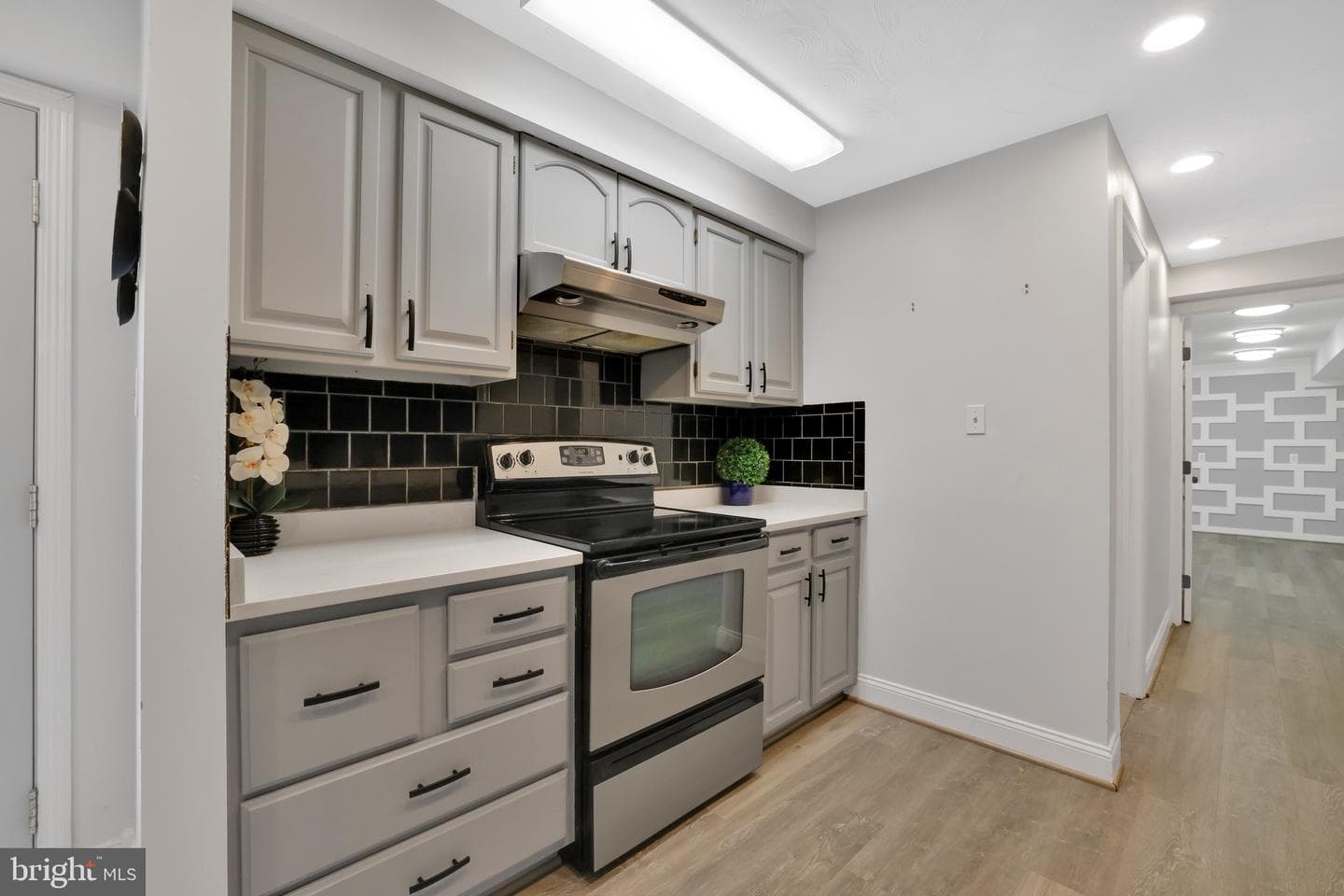 7800 Manet Way photo 35