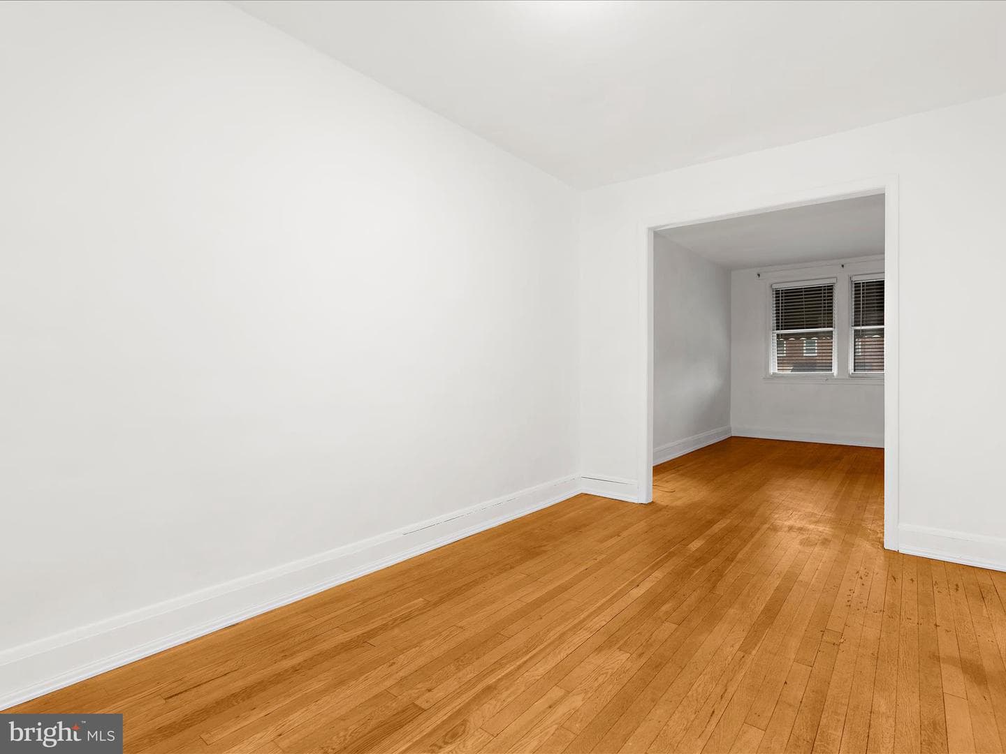 221 W Edgevale Road photo 11