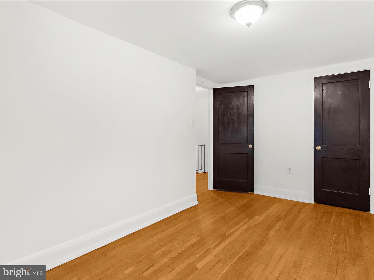 221 W Edgevale Road photo 21