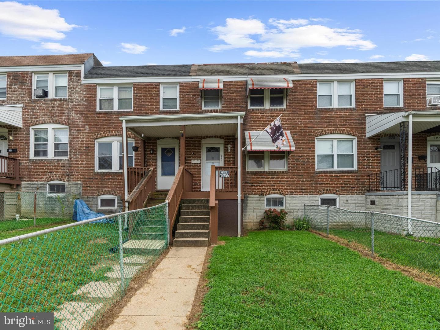 221 W Edgevale Road photo 3