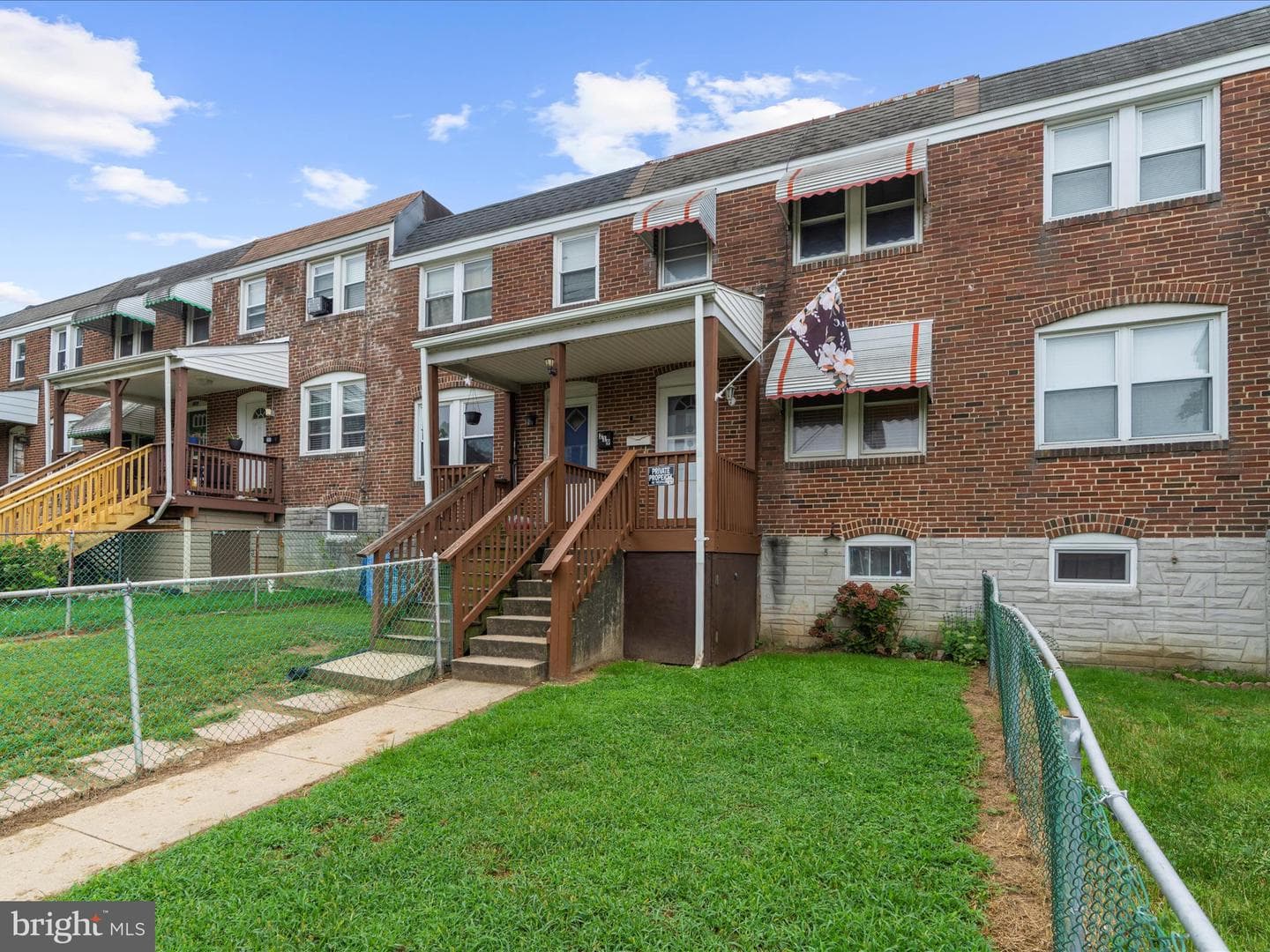 221 W Edgevale Road photo 4