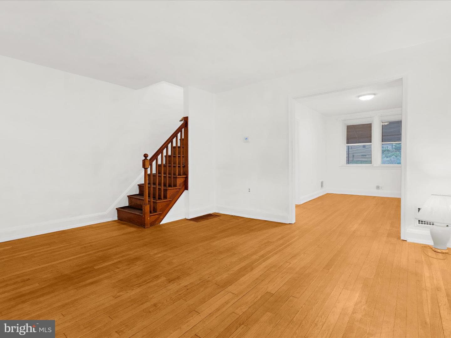 221 W Edgevale Road photo 6