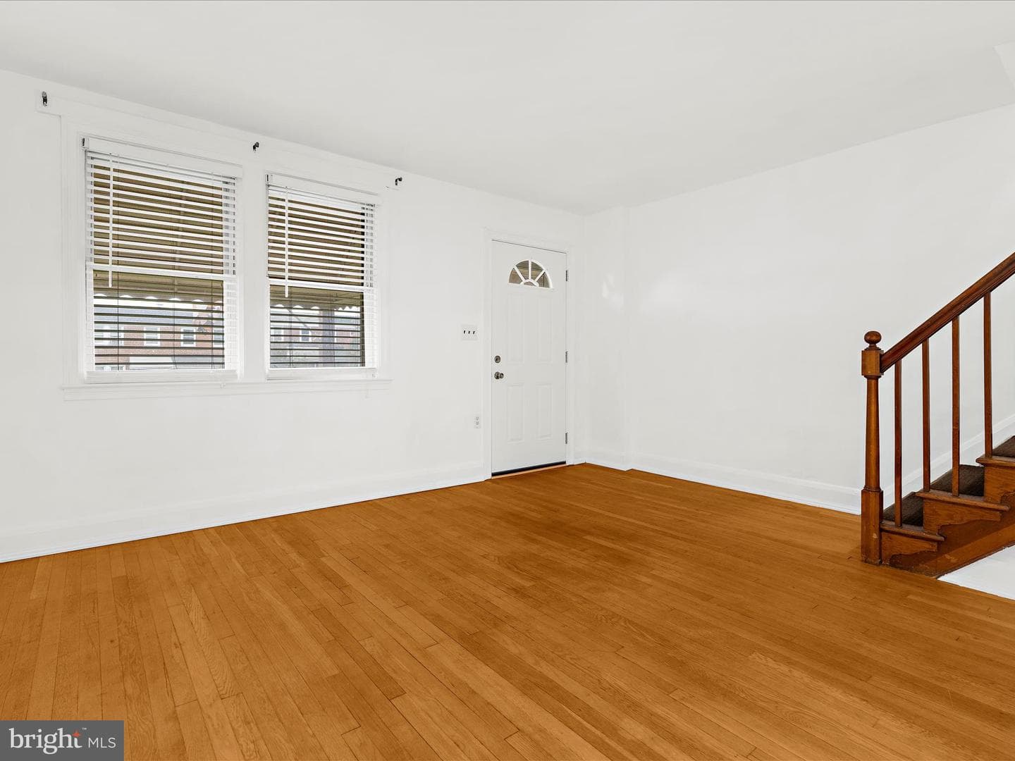 221 W Edgevale Road photo 7