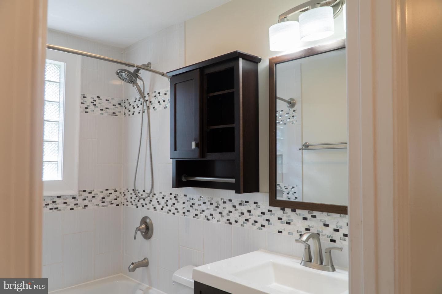 713 Cotter Road photo 11