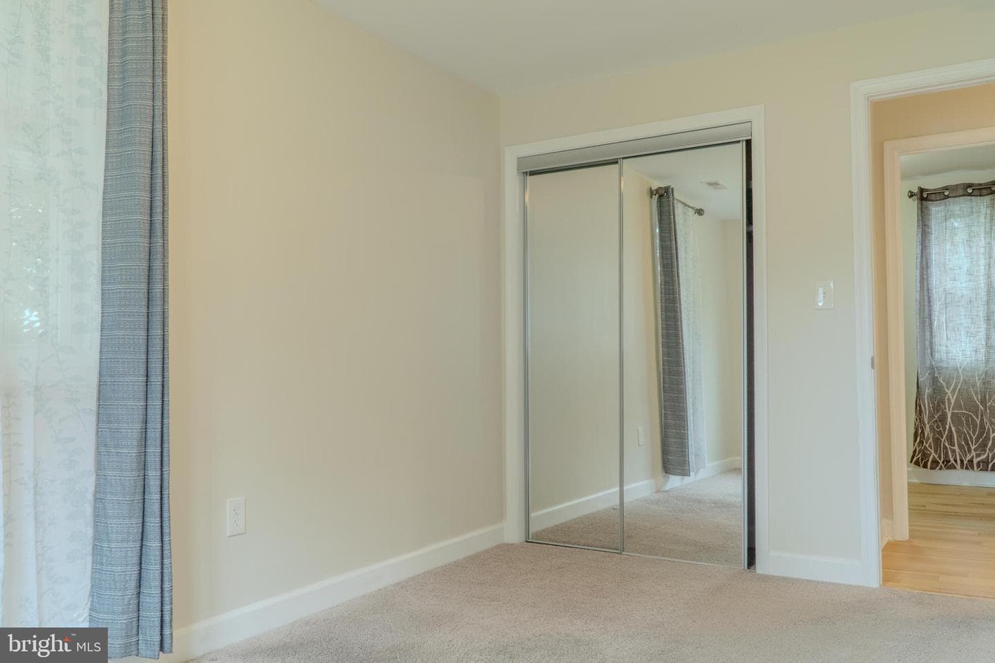 713 Cotter Road photo 15
