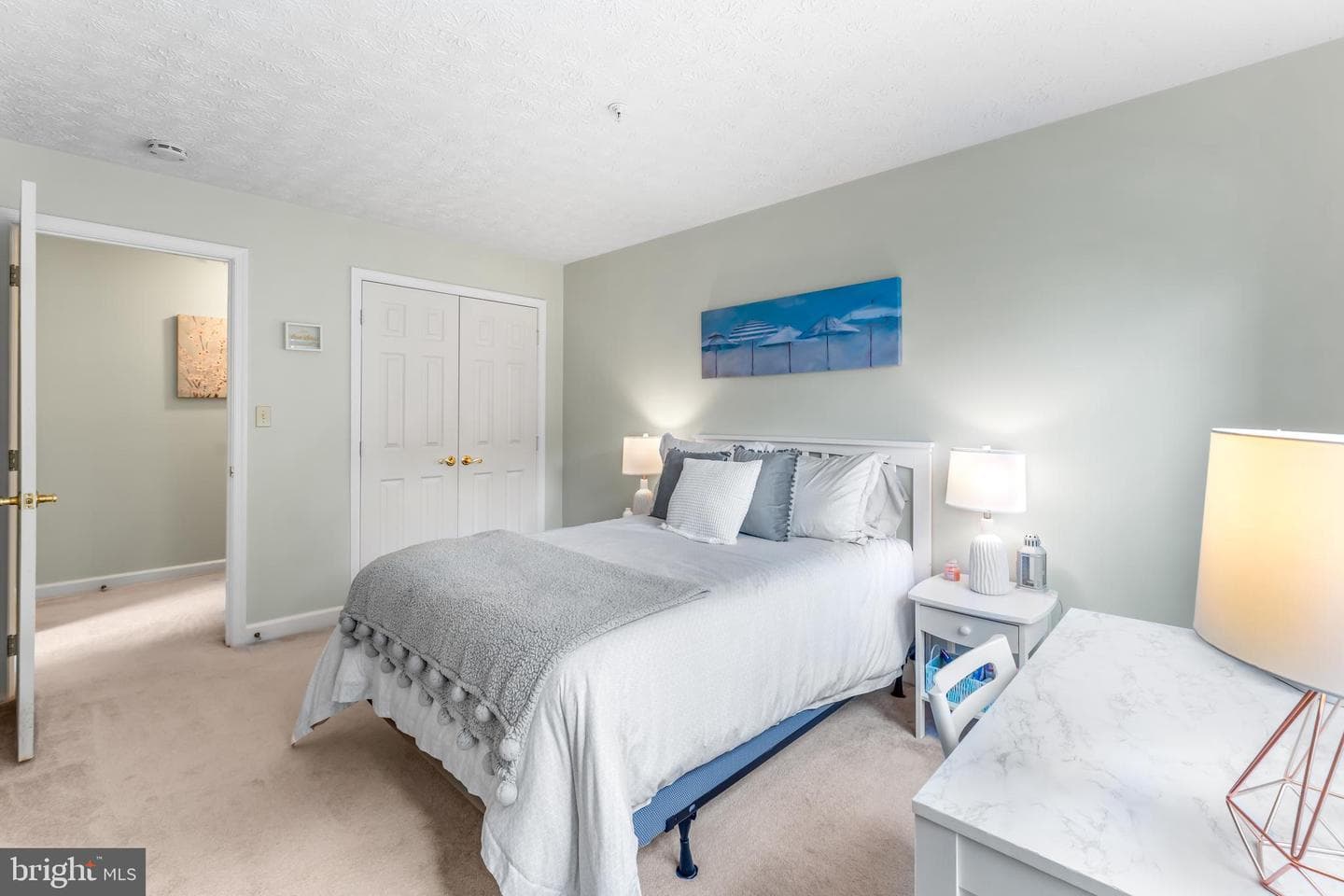 615 Admiral Drive #307 photo 22