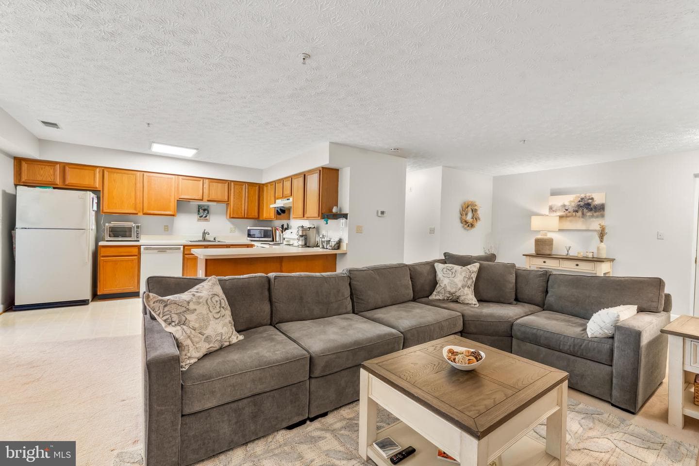 615 Admiral Drive #307 photo 3