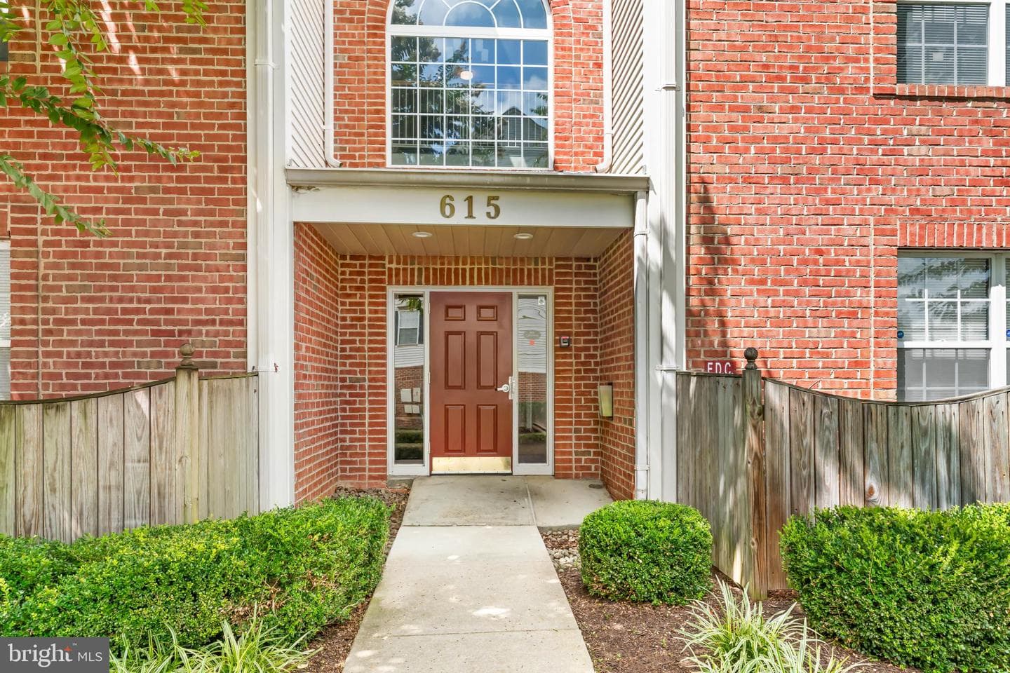615 Admiral Drive #307 photo 43