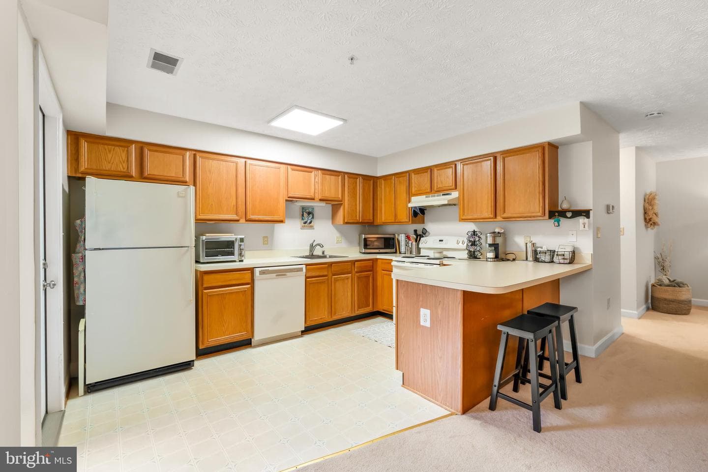 615 Admiral Drive #307 photo 9