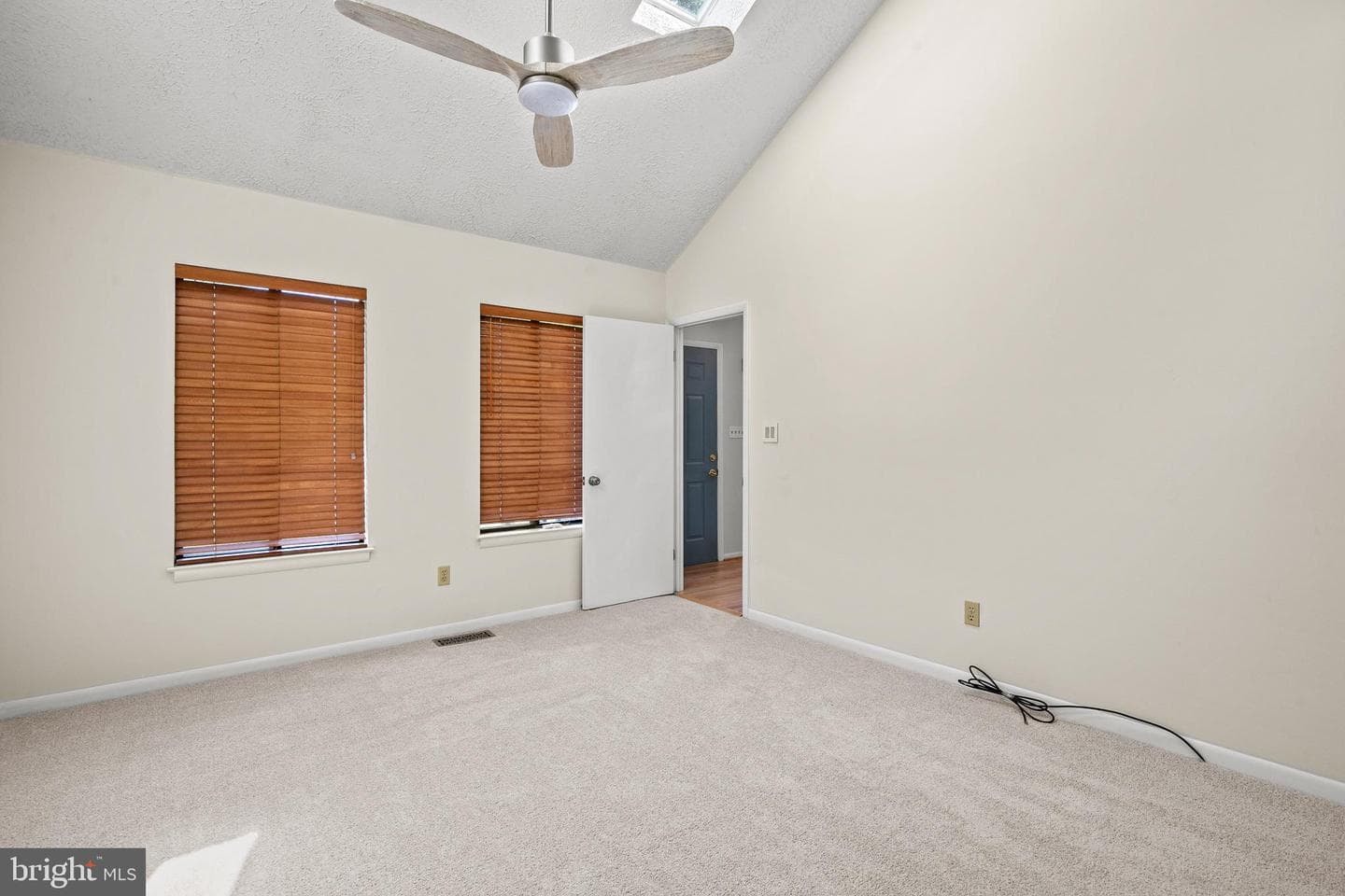 526 West Drive photo 13