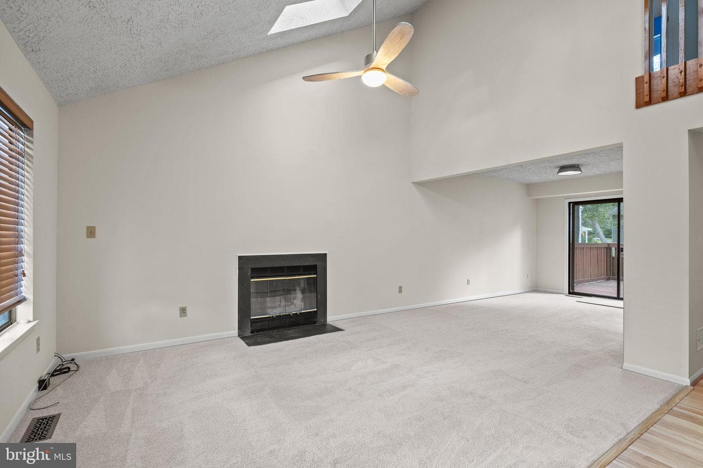 526 West Drive photo 2