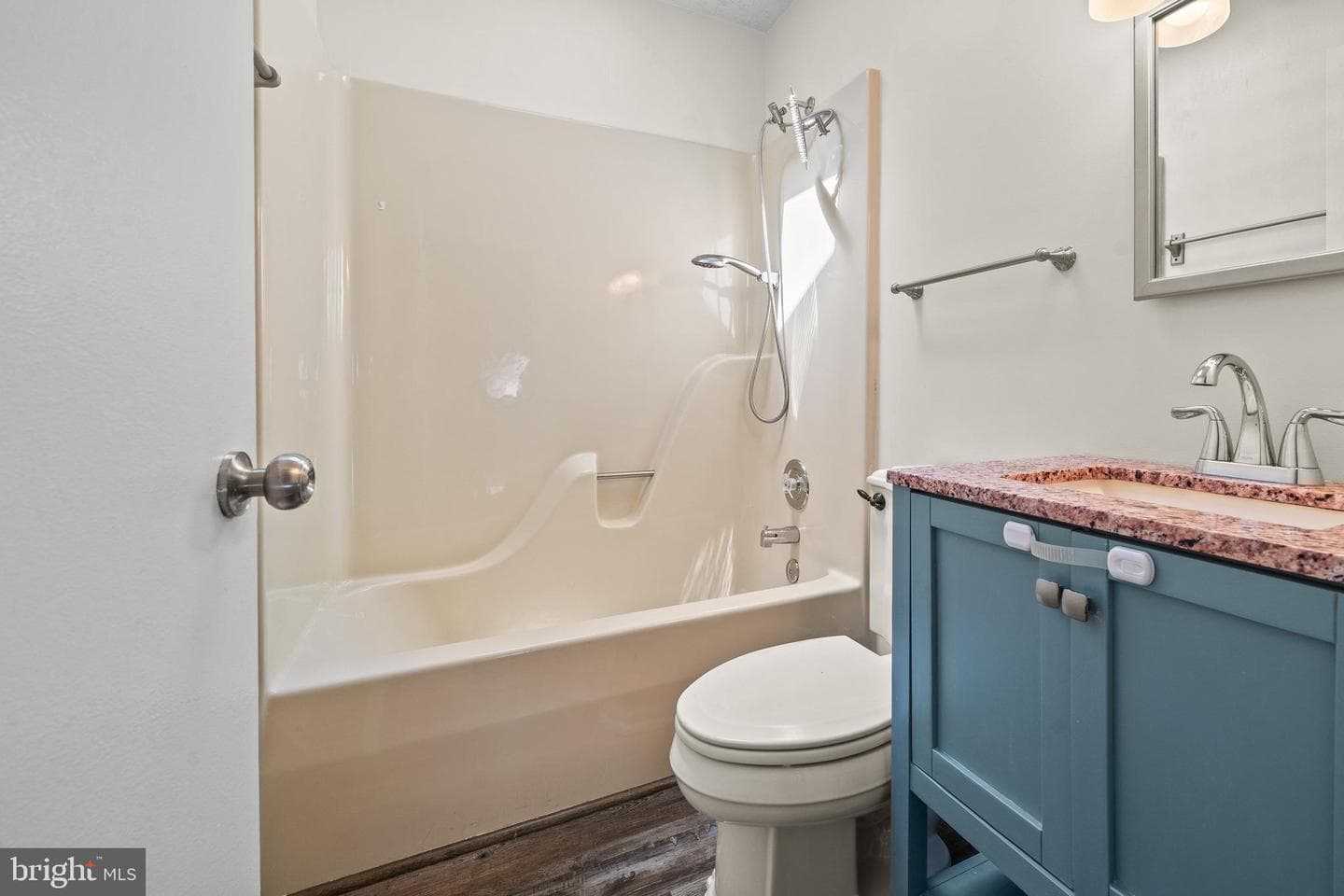 526 West Drive photo 22
