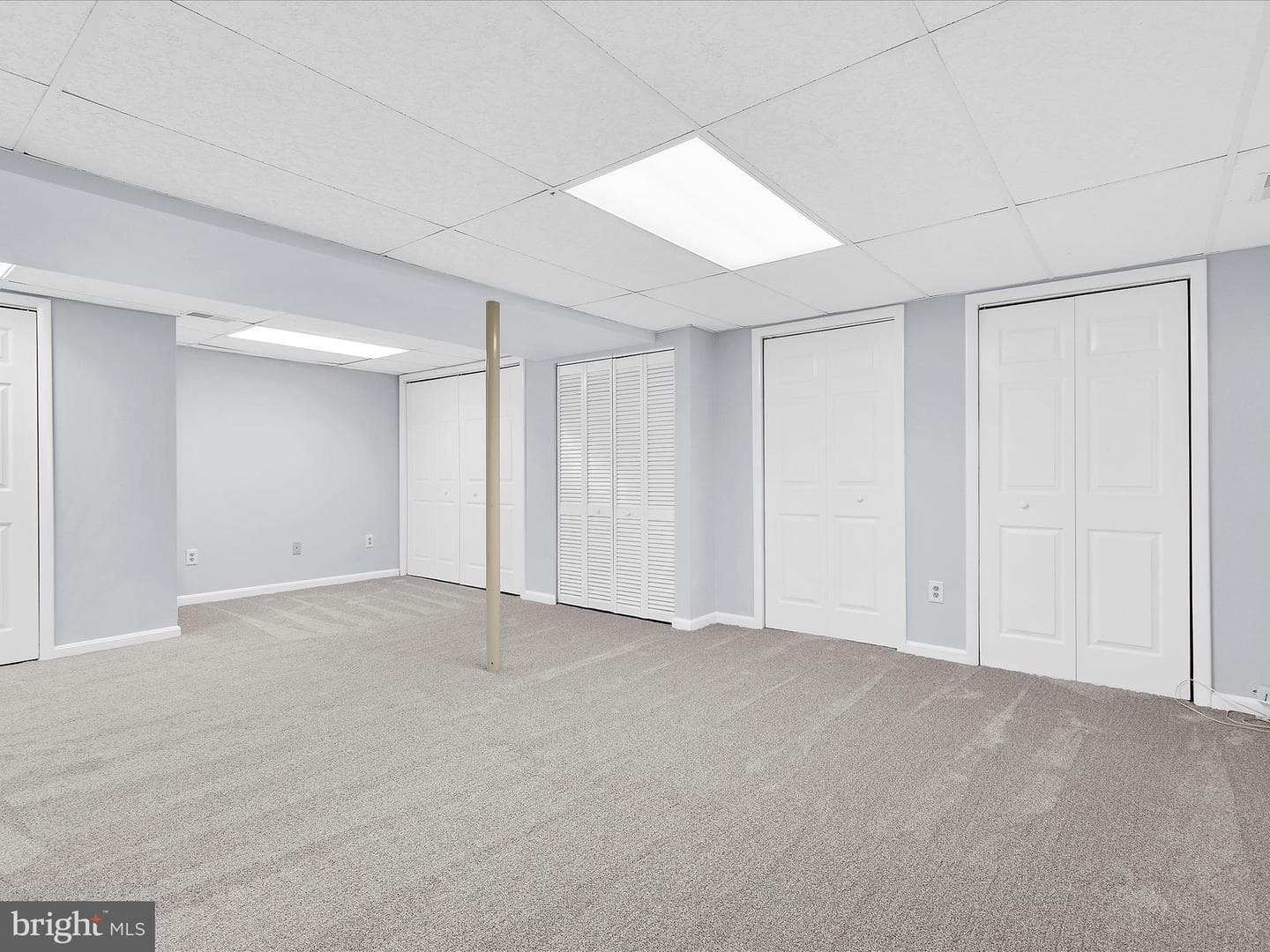 130 Clarence Avenue photo 27