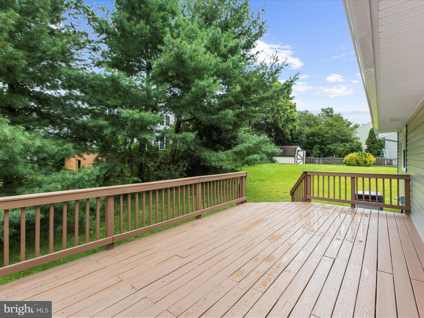 130 Clarence Avenue photo 31