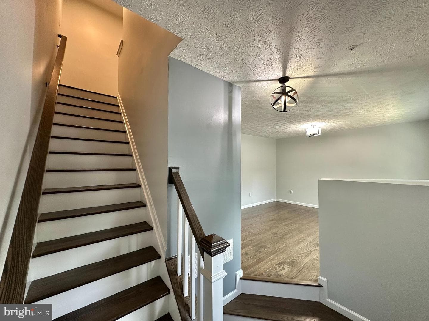 605 Broach Court photo 11
