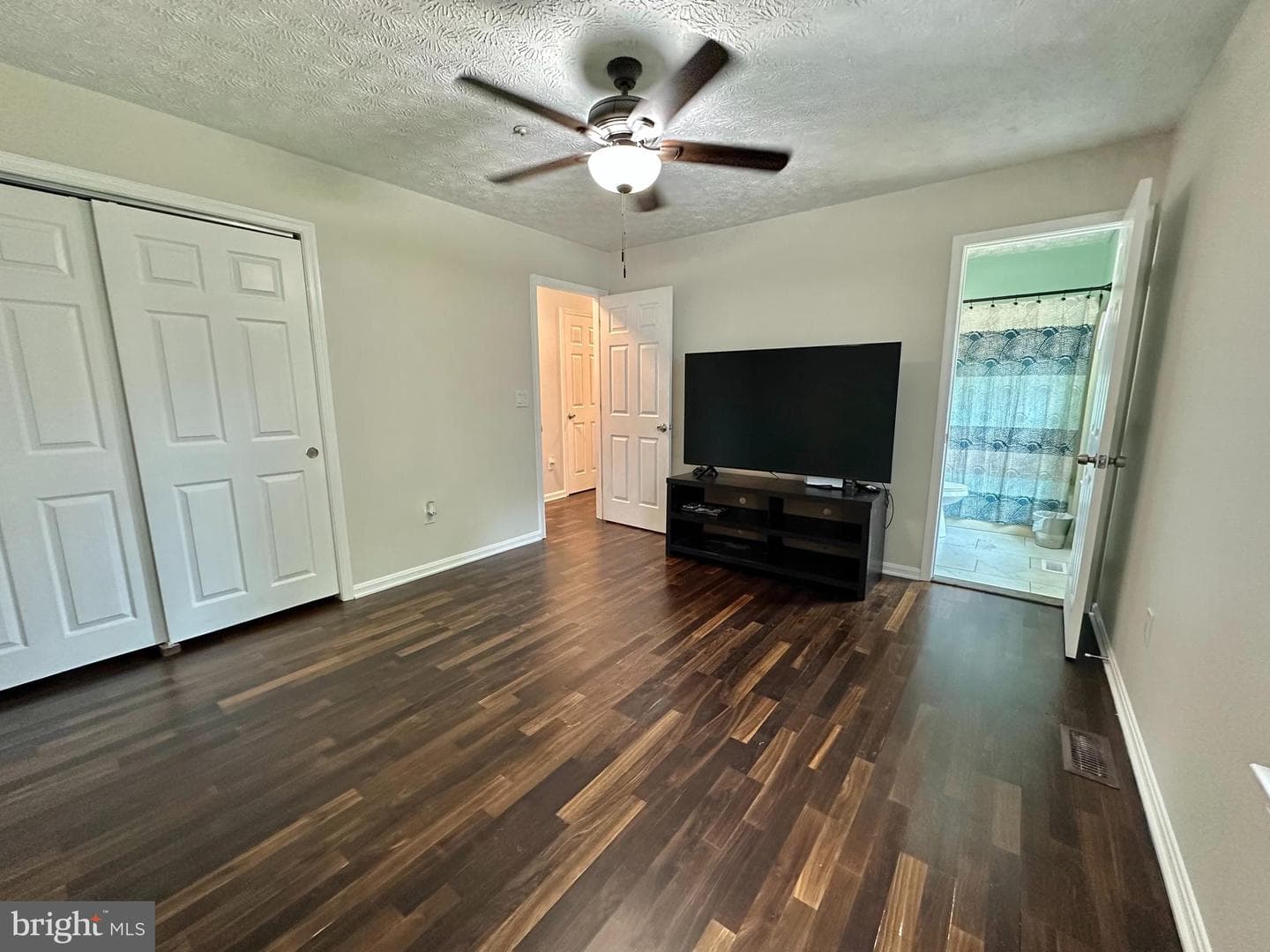 605 Broach Court photo 13