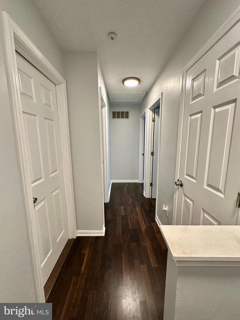 605 Broach Court photo 14