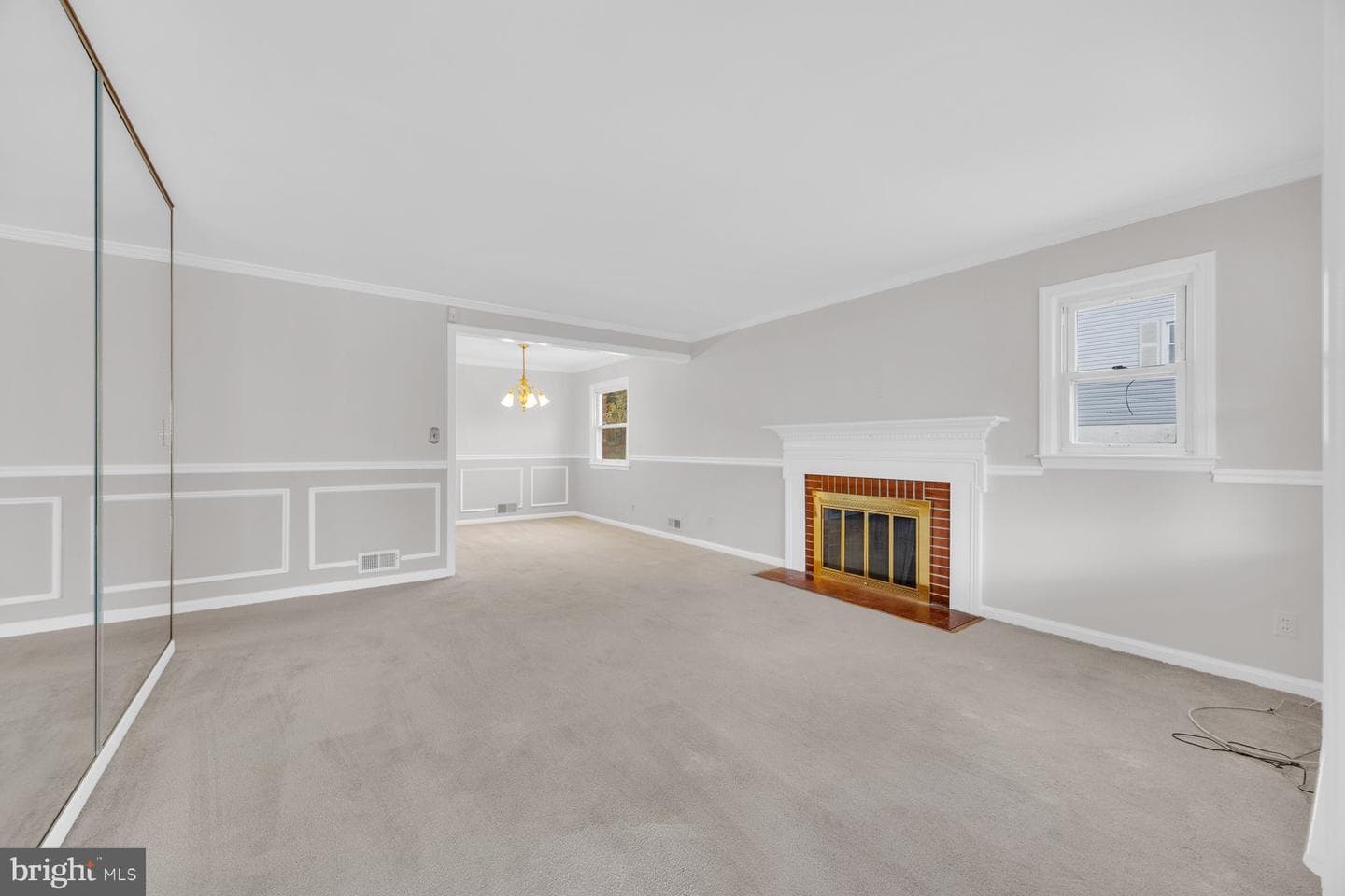 1124 Mchenry Drive photo 4