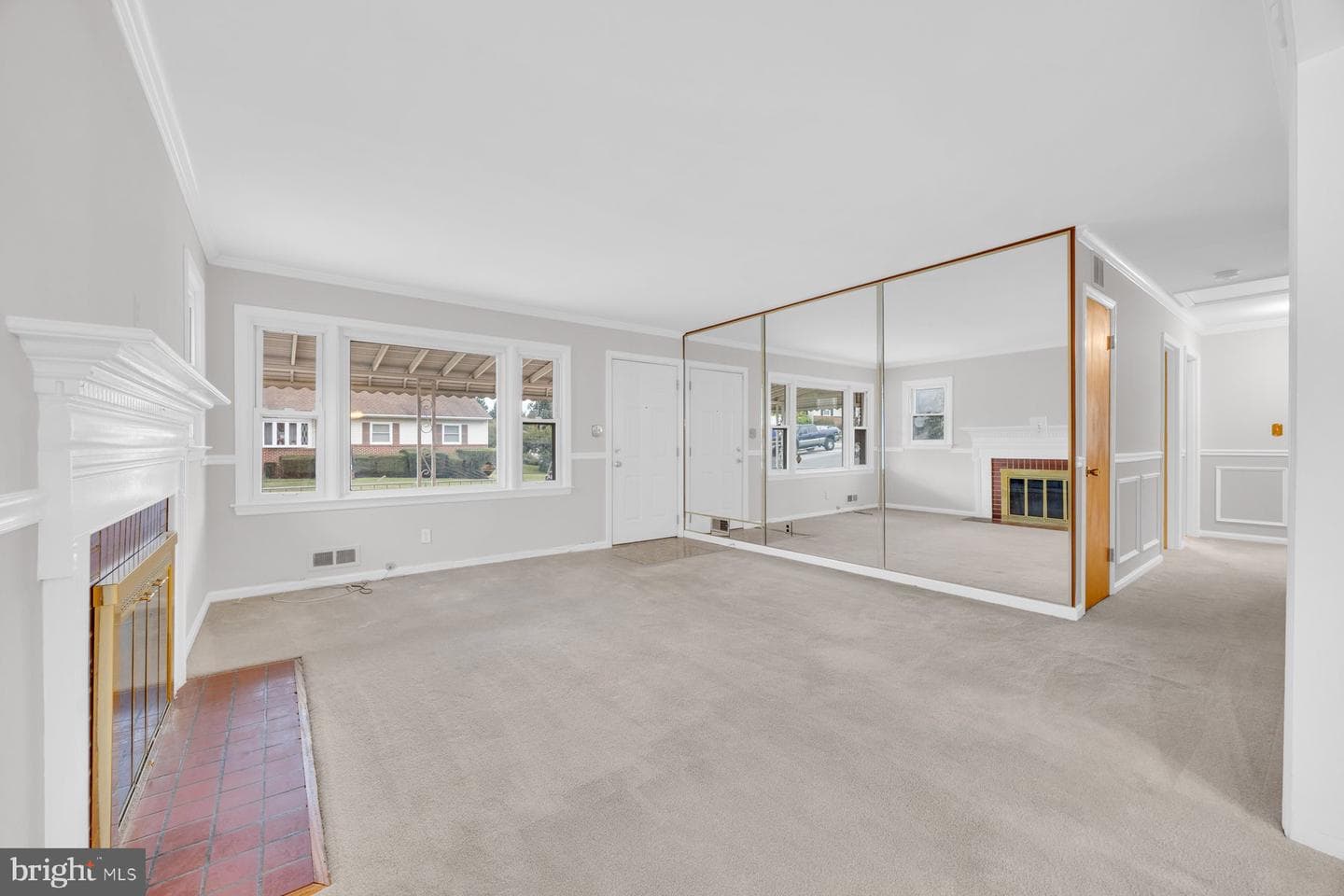 1124 Mchenry Drive photo 6