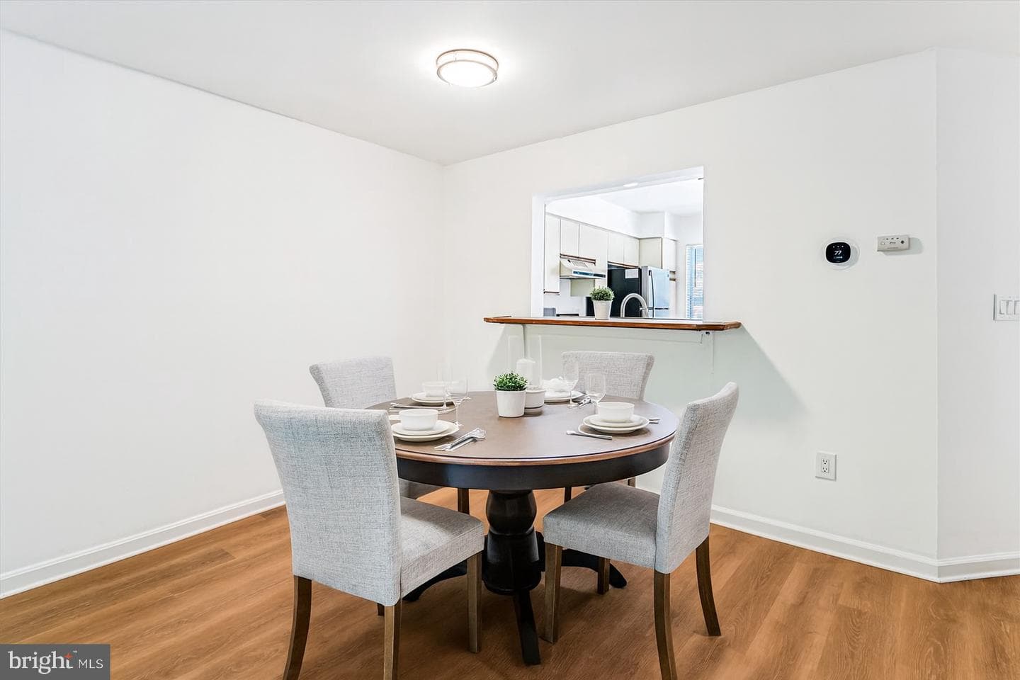 988 Breakwater Drive photo 5