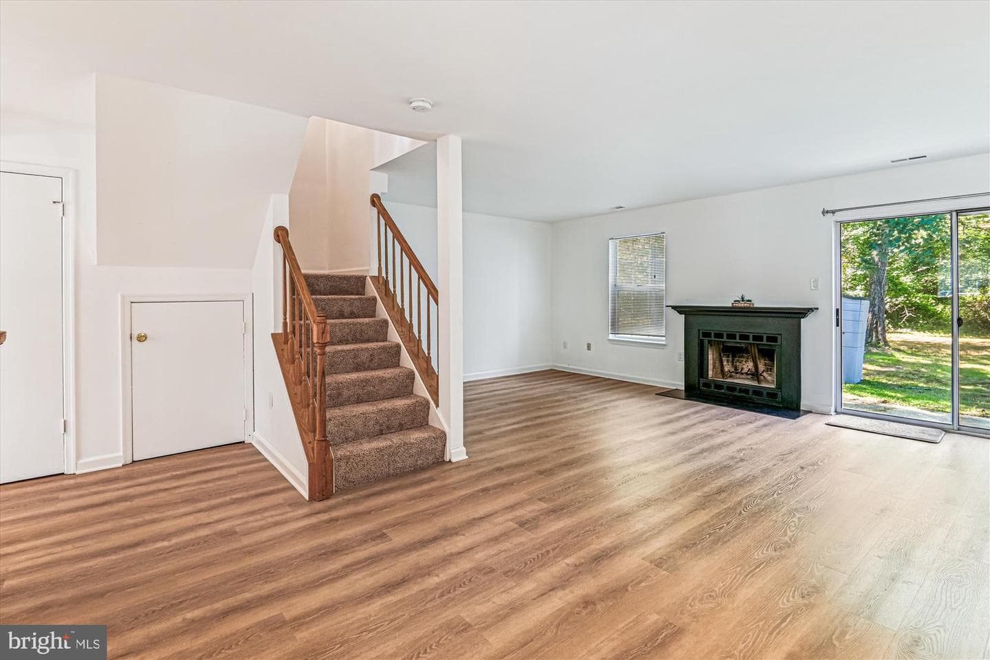 988 Breakwater Drive photo 7