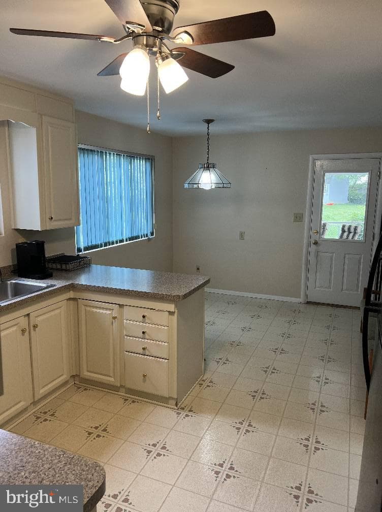 7959 Pipers Path photo 15