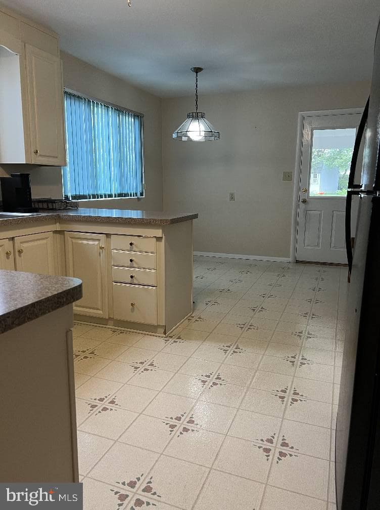 7959 Pipers Path photo 16