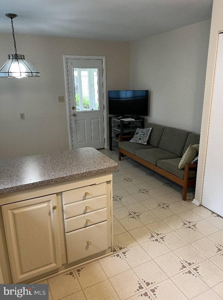 7959 Pipers Path photo 19