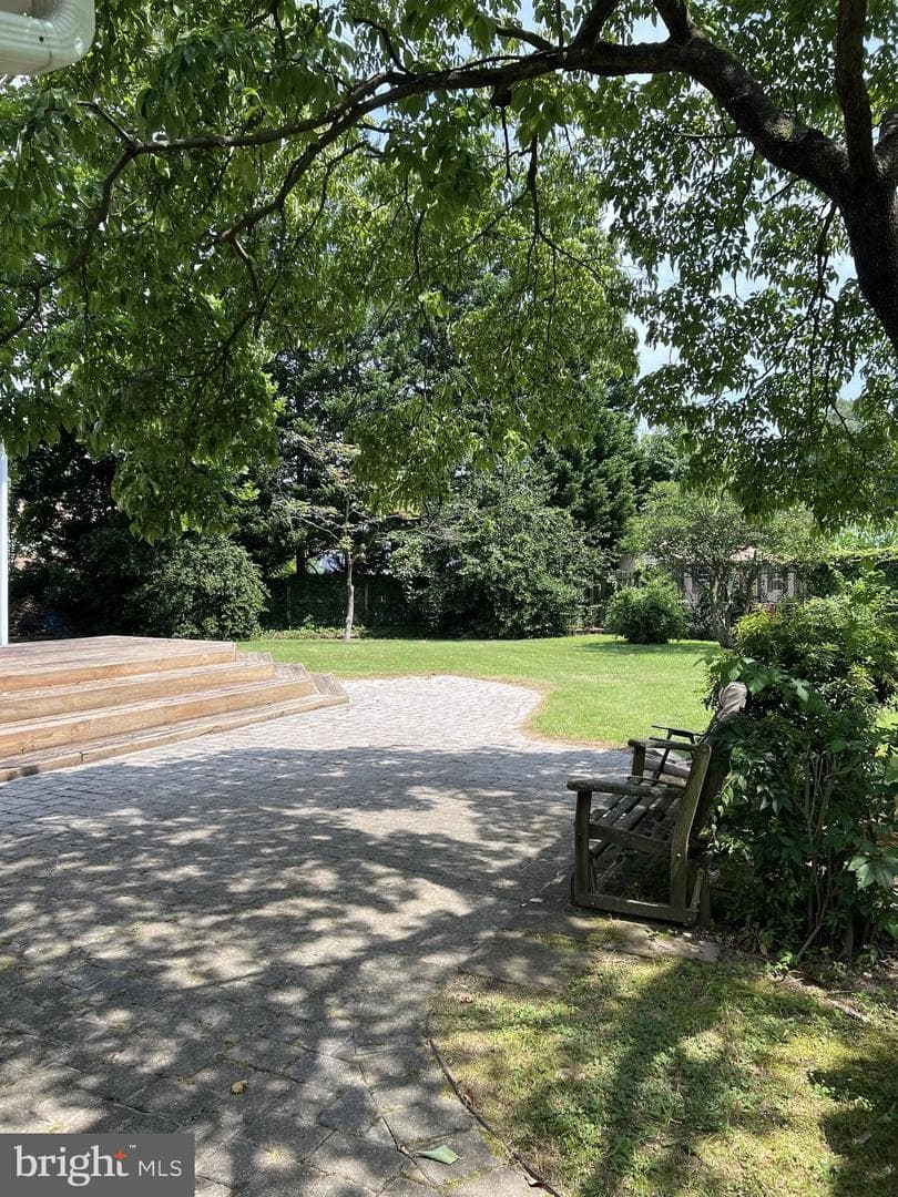 7959 Pipers Path photo 5