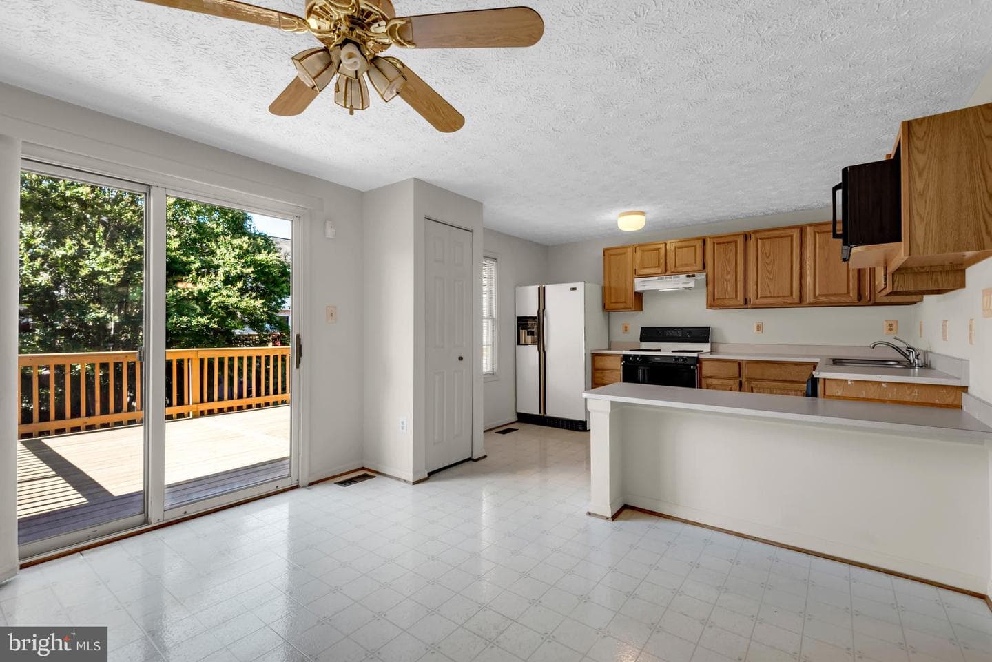 2407 Warm Spring Way photo 7