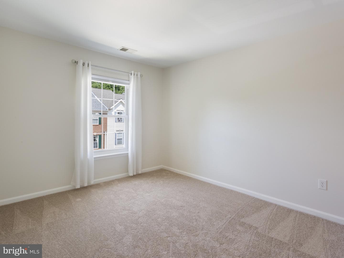 642 Baystone Court photo 16