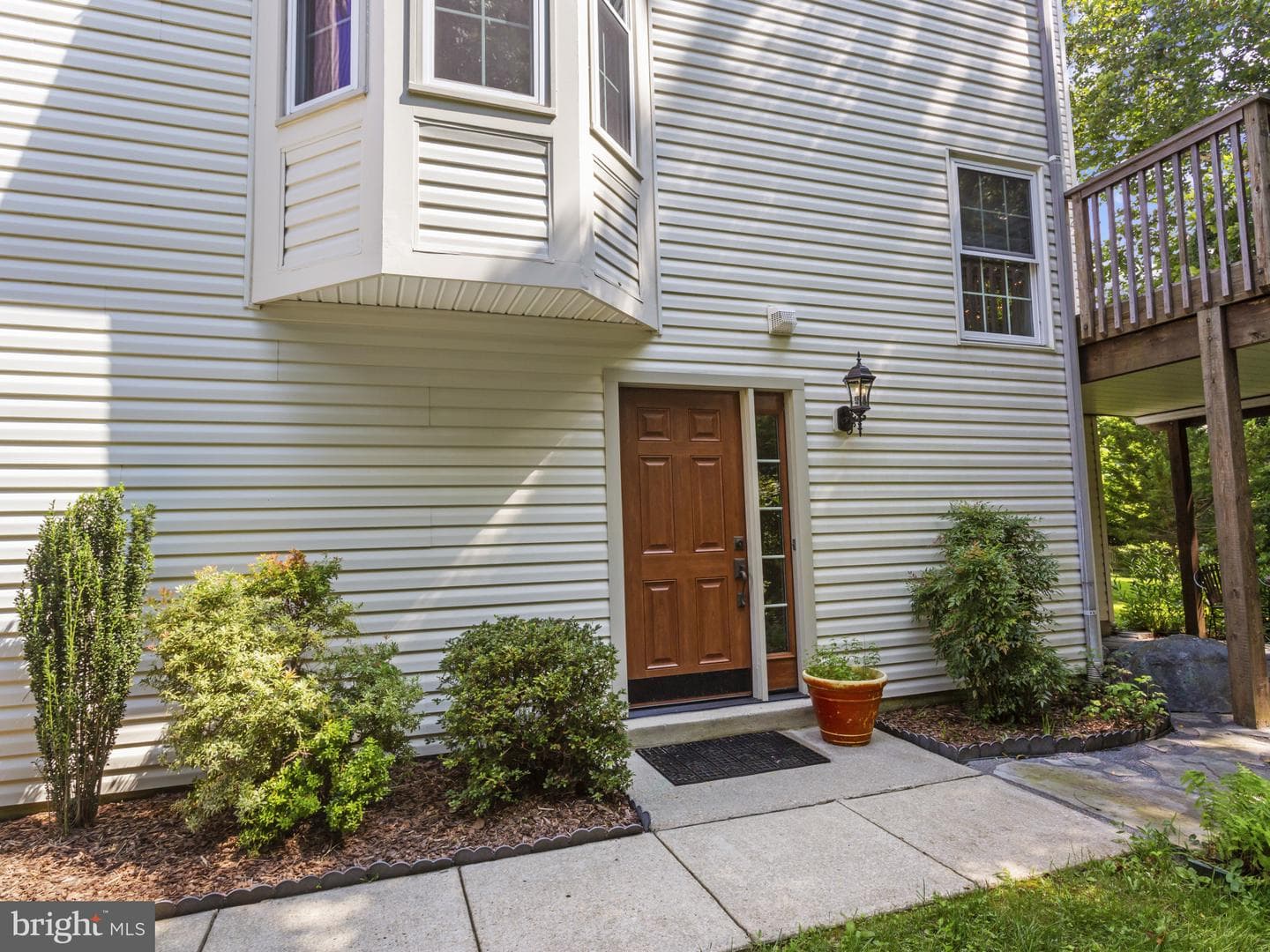 642 Baystone Court photo 2