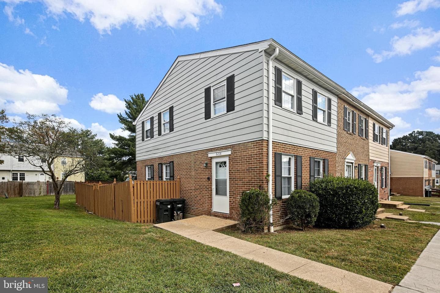 8218 Tomlinson Court
