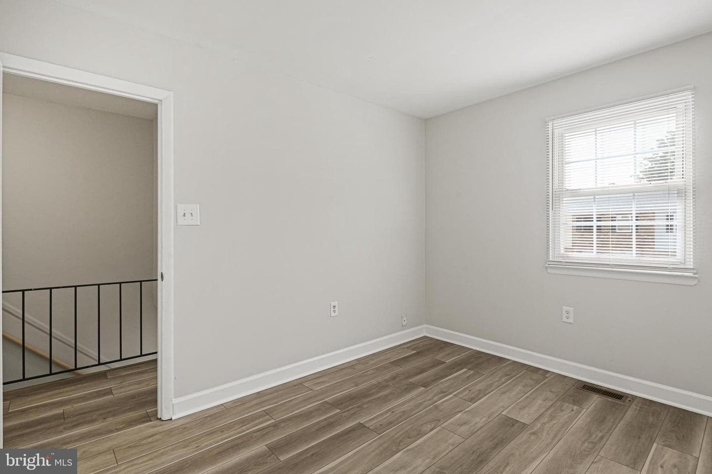 8218 Tomlinson Court photo 15