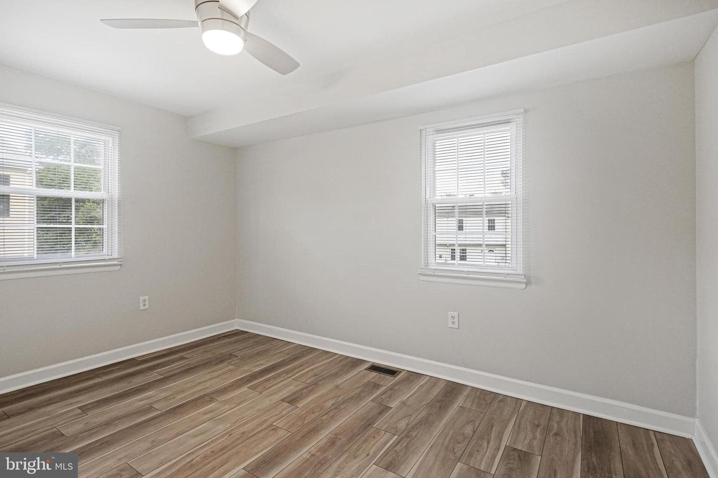 8218 Tomlinson Court photo 16